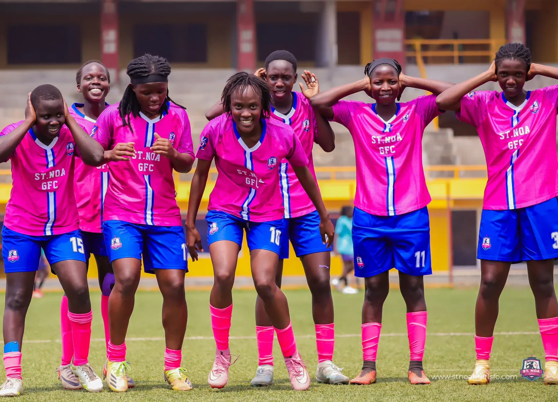 St. Noa Girls FC players in action